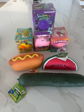 Crazy Fun Squishy Bundle of 7! VIRAL Duck, hotdog, pickle, peach, watermelon
